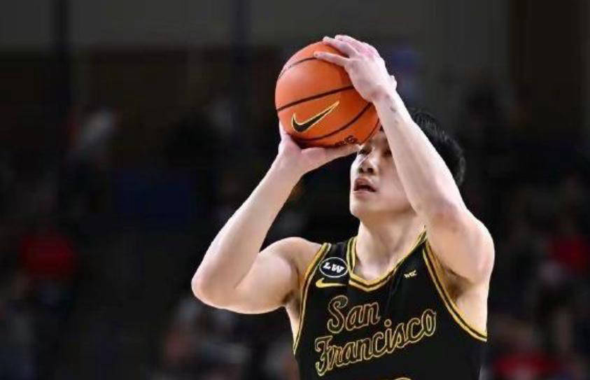 爱游戏娱乐今夜体能课后夏洛特黄蜂止住颓势备战荷甲,奥兰多魔术清晨篮板制胜都惊呆了的简单介绍