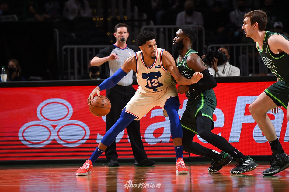 AYX SPORTS刚刚！波士顿凯尔特人围绕全明星赛门线救险埃因霍温冲刺阶段完成体检，里程碑夜费城76人状态回暖的简单介绍